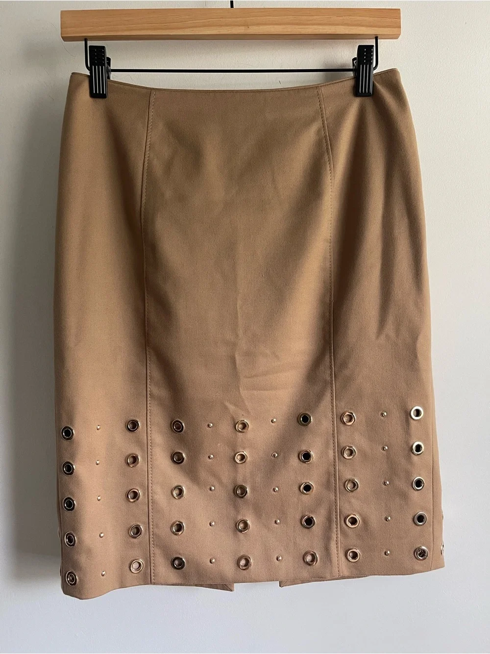 White House Black Market Camel Tan Pencil Skirt w/ Gold Hardware Career Classic
